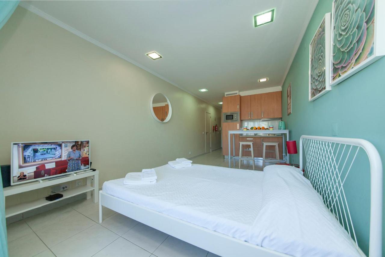 A36 - Avenue Flat In Лагос Екстериор снимка